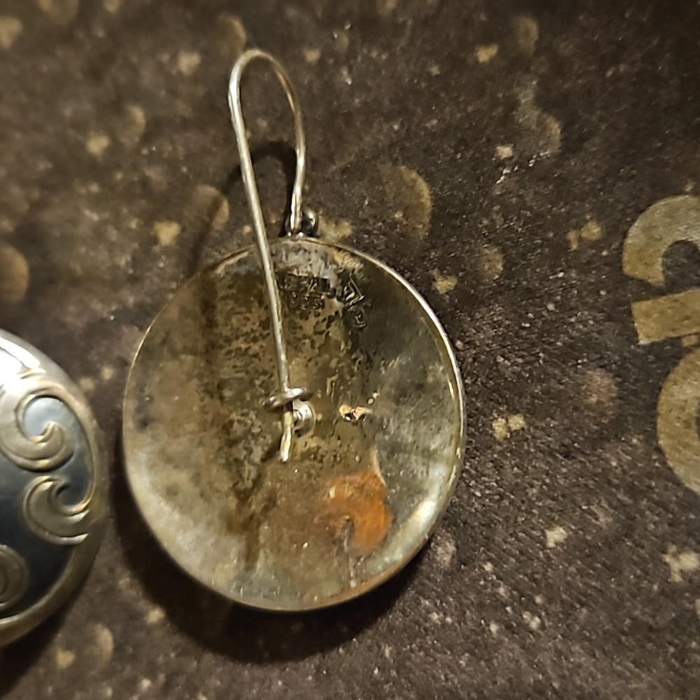Silpada Israel Sterling Silver Earrings Intricate Swirling Leaf Design Black OS - Picture 5 of 5